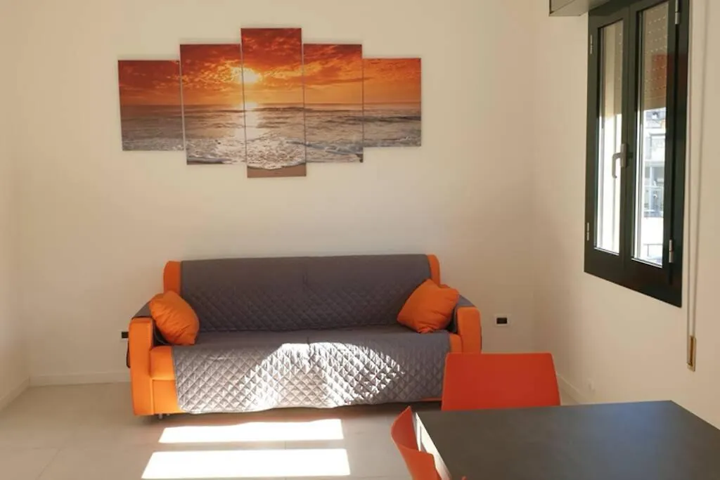 RESIDENCE QUITO PIAZZA MAZZINI 150m dal mare e vicino Pista Azzurra Lido di Jesolo 0*,