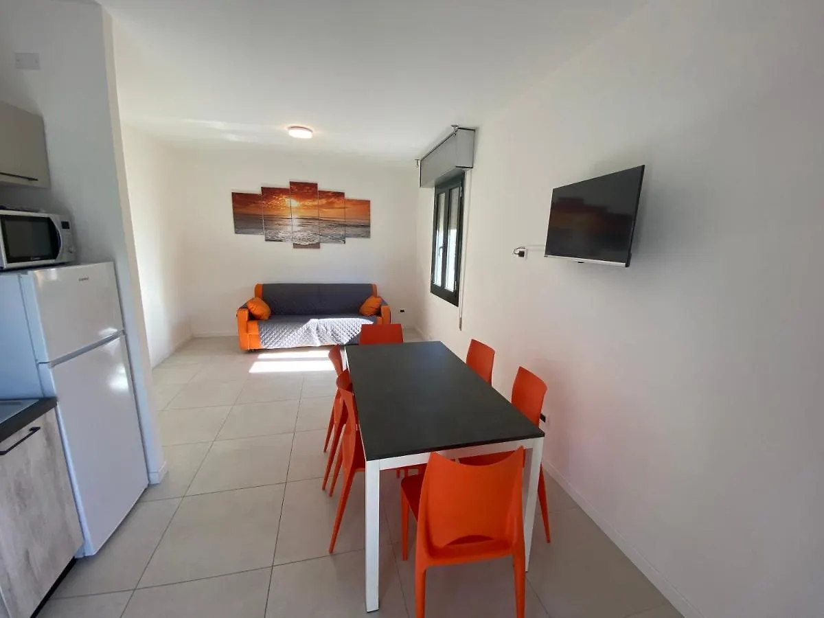 Residence Quito Piazza Mazzini 150M Dal Mare E Vicino Pista Azzurra ليدو دي يسولو